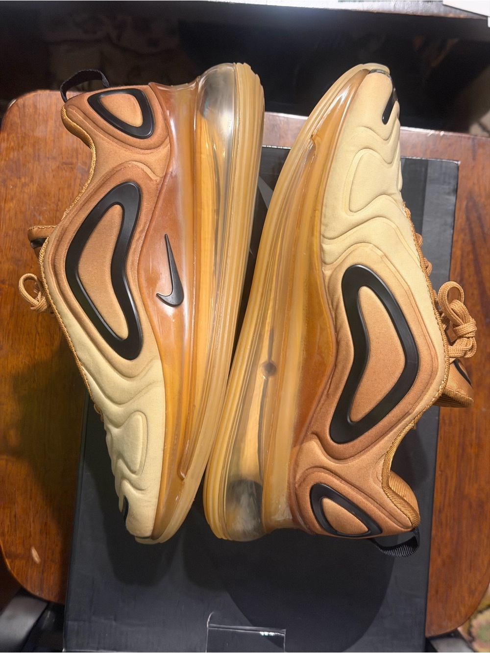 Nike Air Max 720 in the 'Desert' Sz 8 (no box) - Picture 5 of 9